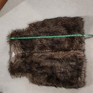 Merona faux fur vest